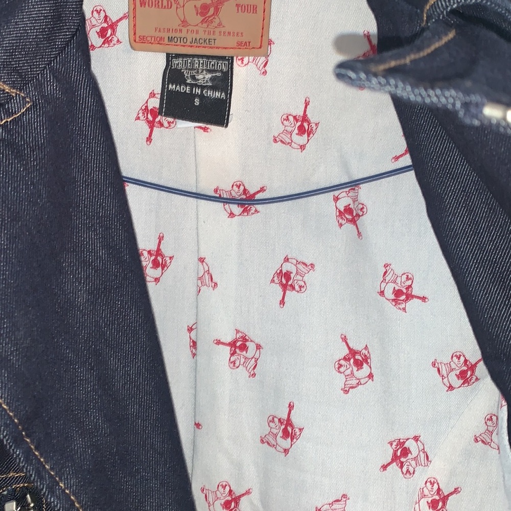 True Religion - Picture 6 of 7
